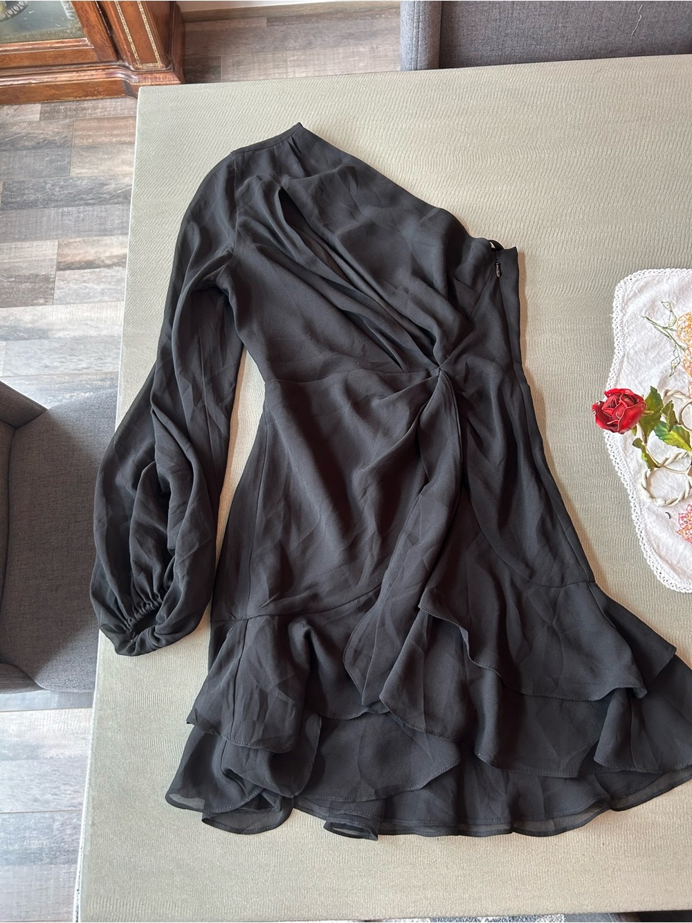 Michael Costello x revolve Sunny one shoulder Ruffle Mini Dress size XS
